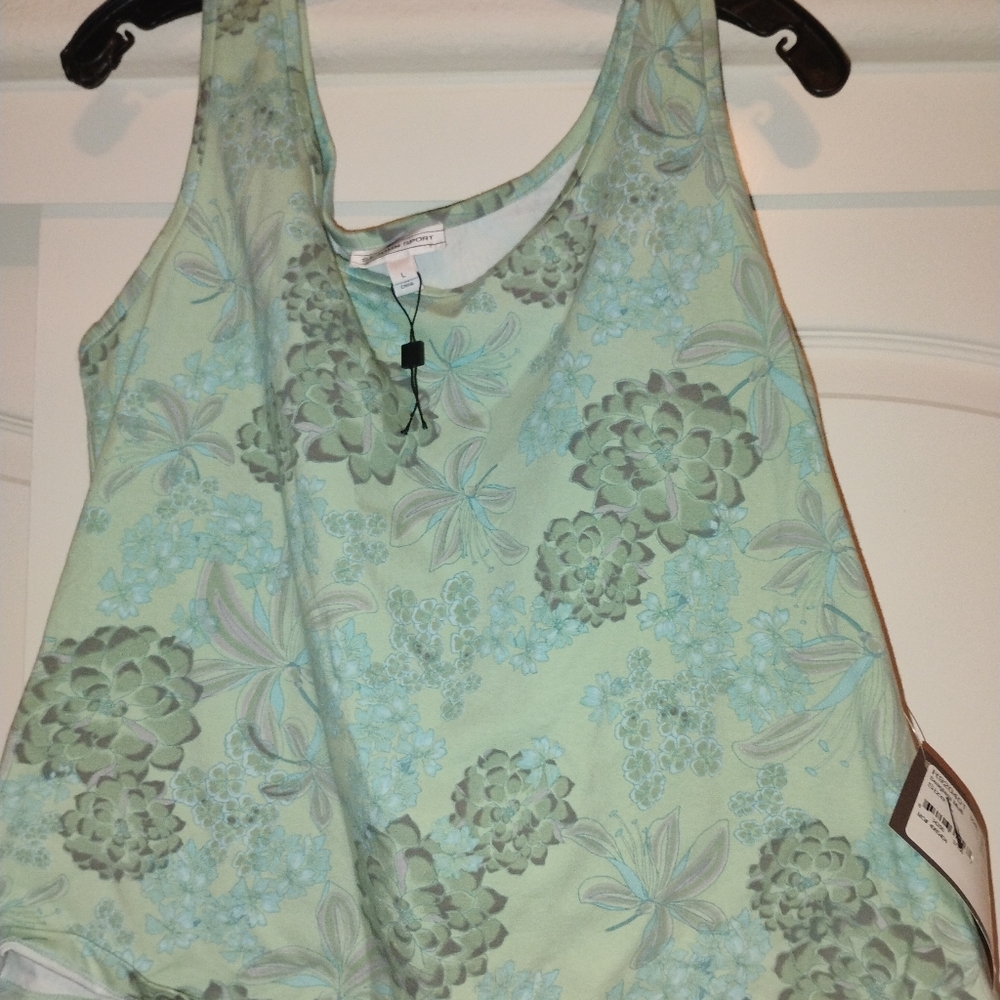St John top